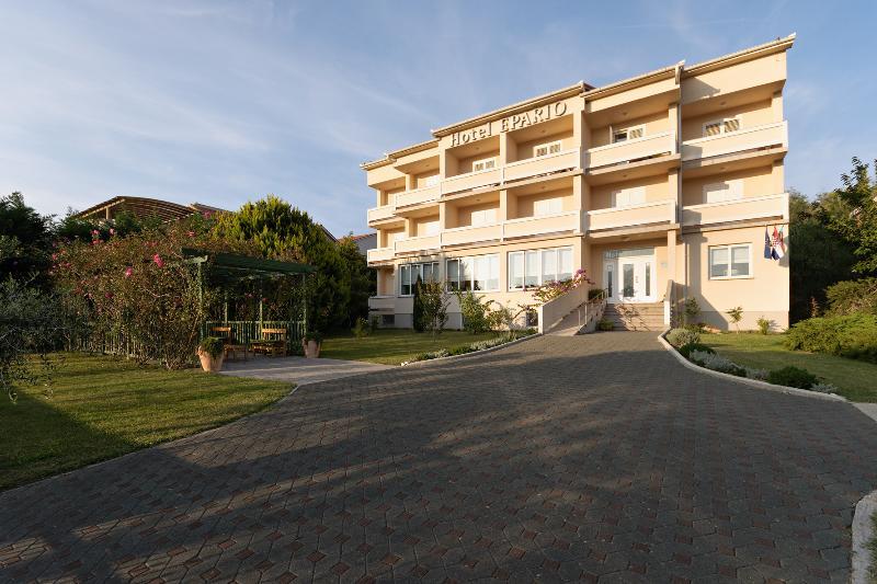 Hotel Epario Lopar Bagian luar foto